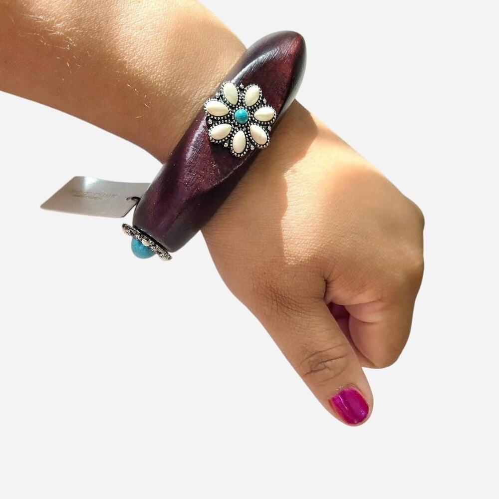 Wooden bangle with turquiose embellishments